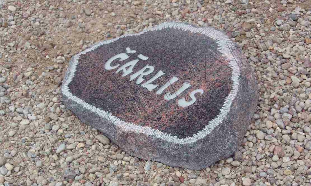 dzivnieku-pieminekli-1